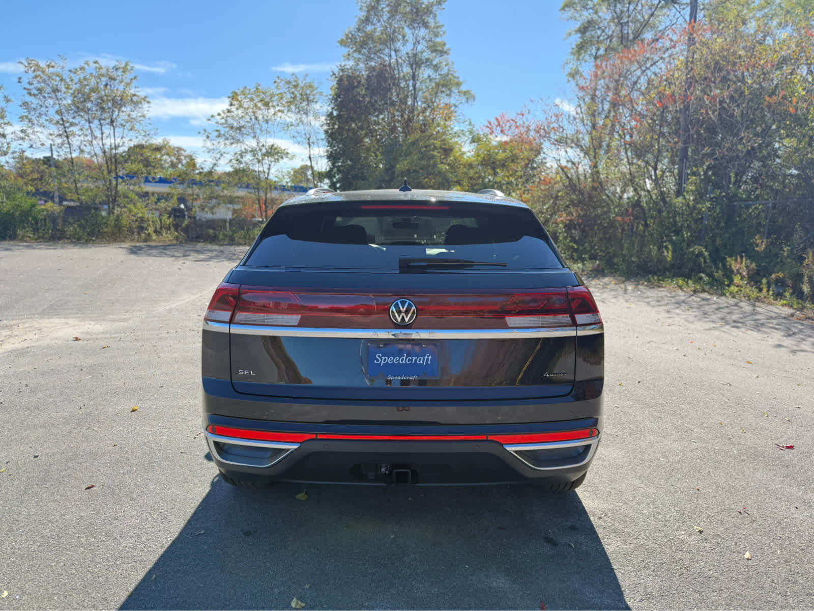 2026 Volkswagen Atlas Cross Sport SEL photo 4