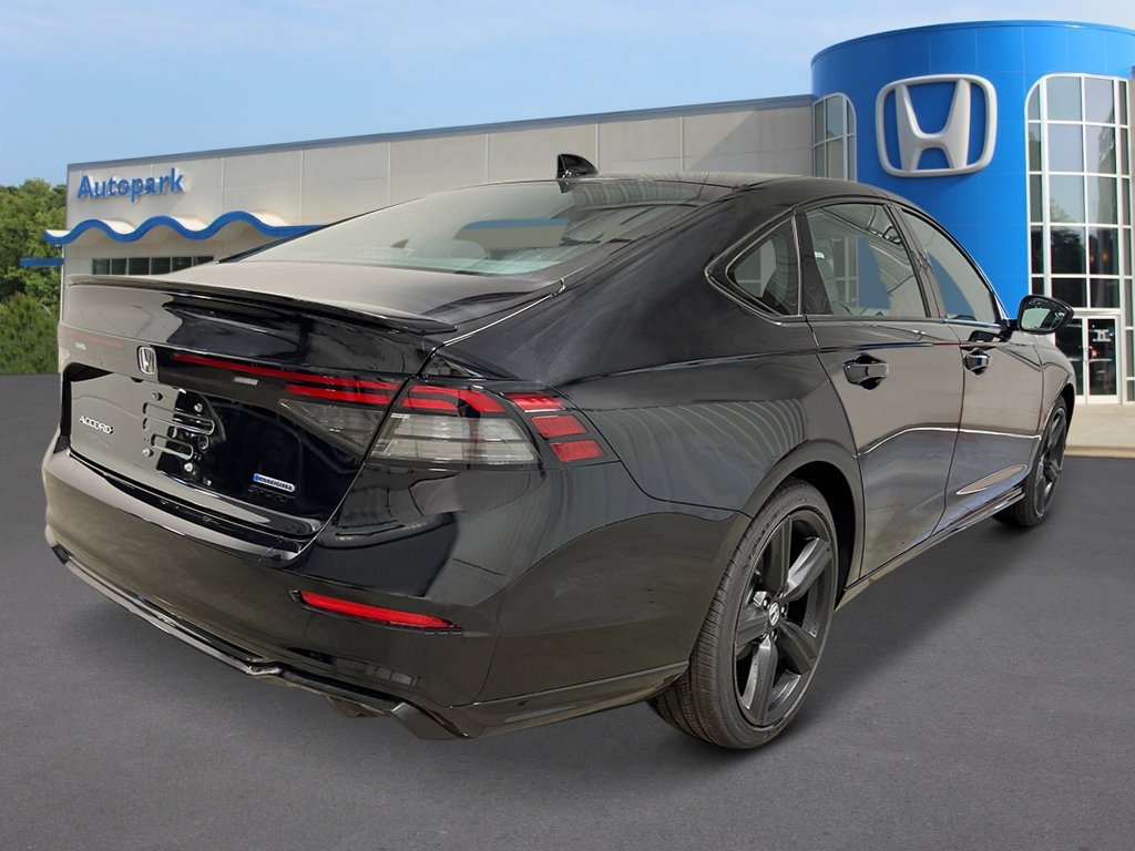 2025 Honda Accord Hybrid Sport-L photo 3