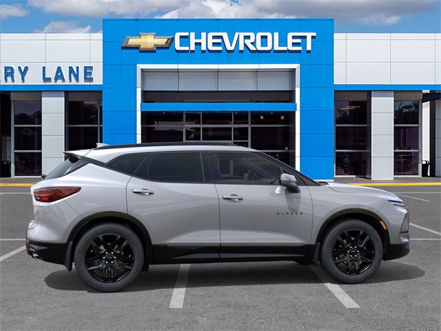 2025 Chevrolet Blazer RS photo 4