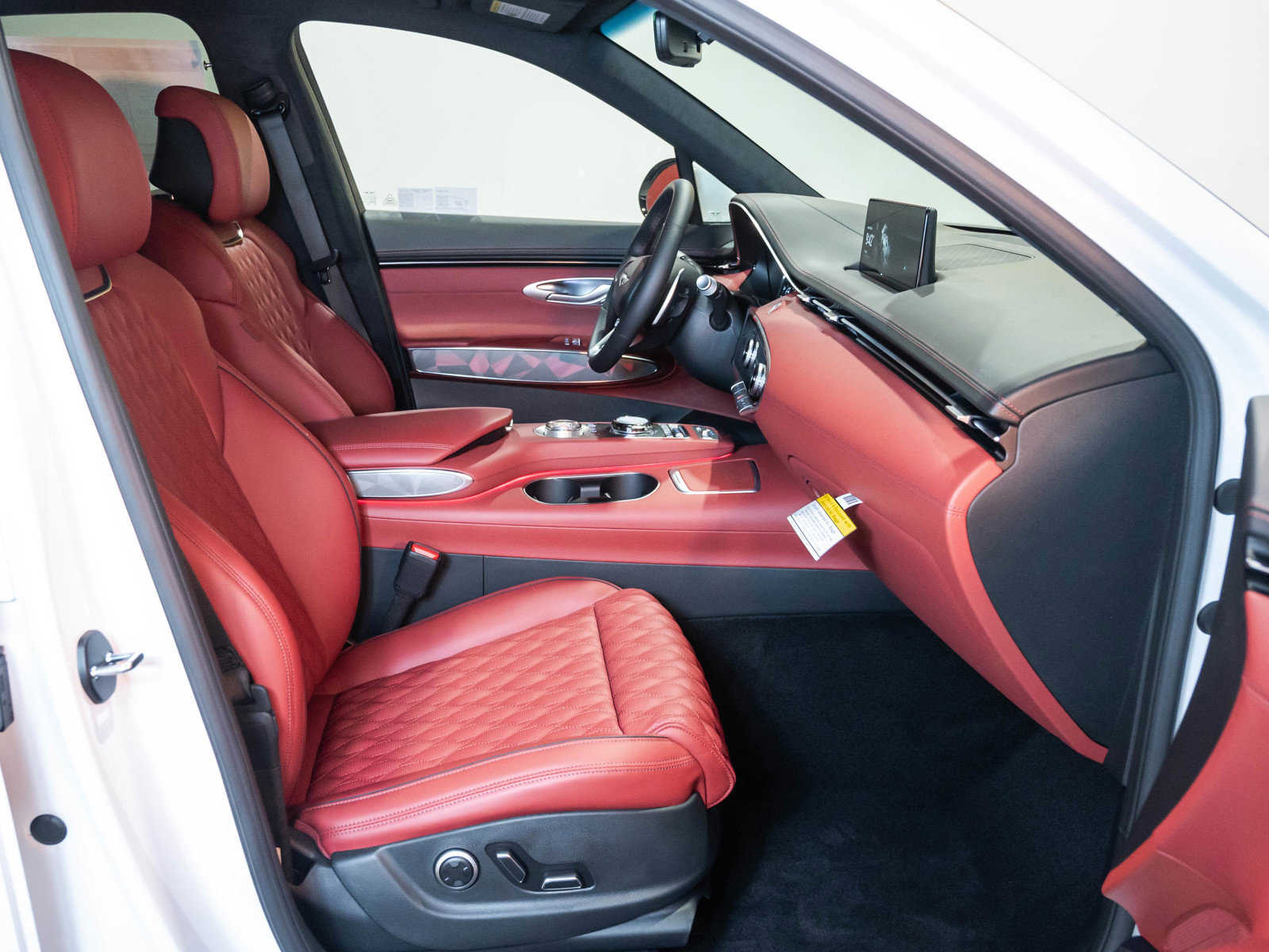 2025 Genesis GV70 3.5T Sport Advanced photo 11