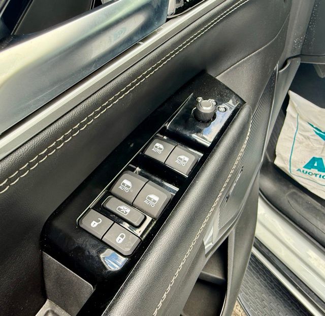 2024 Jeep Wagoneer Series II photo 4