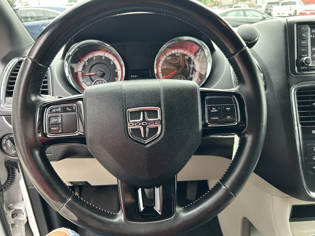 2019 Dodge Grand Caravan SXT photo 13
