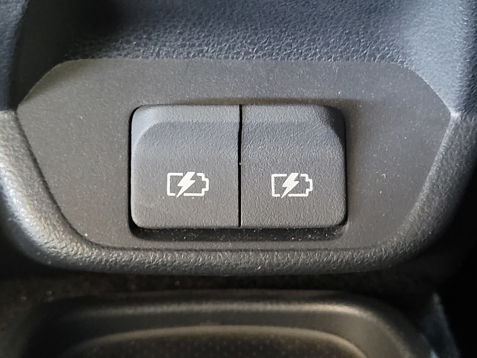 2023 Nissan Leaf SV Plus photo 7