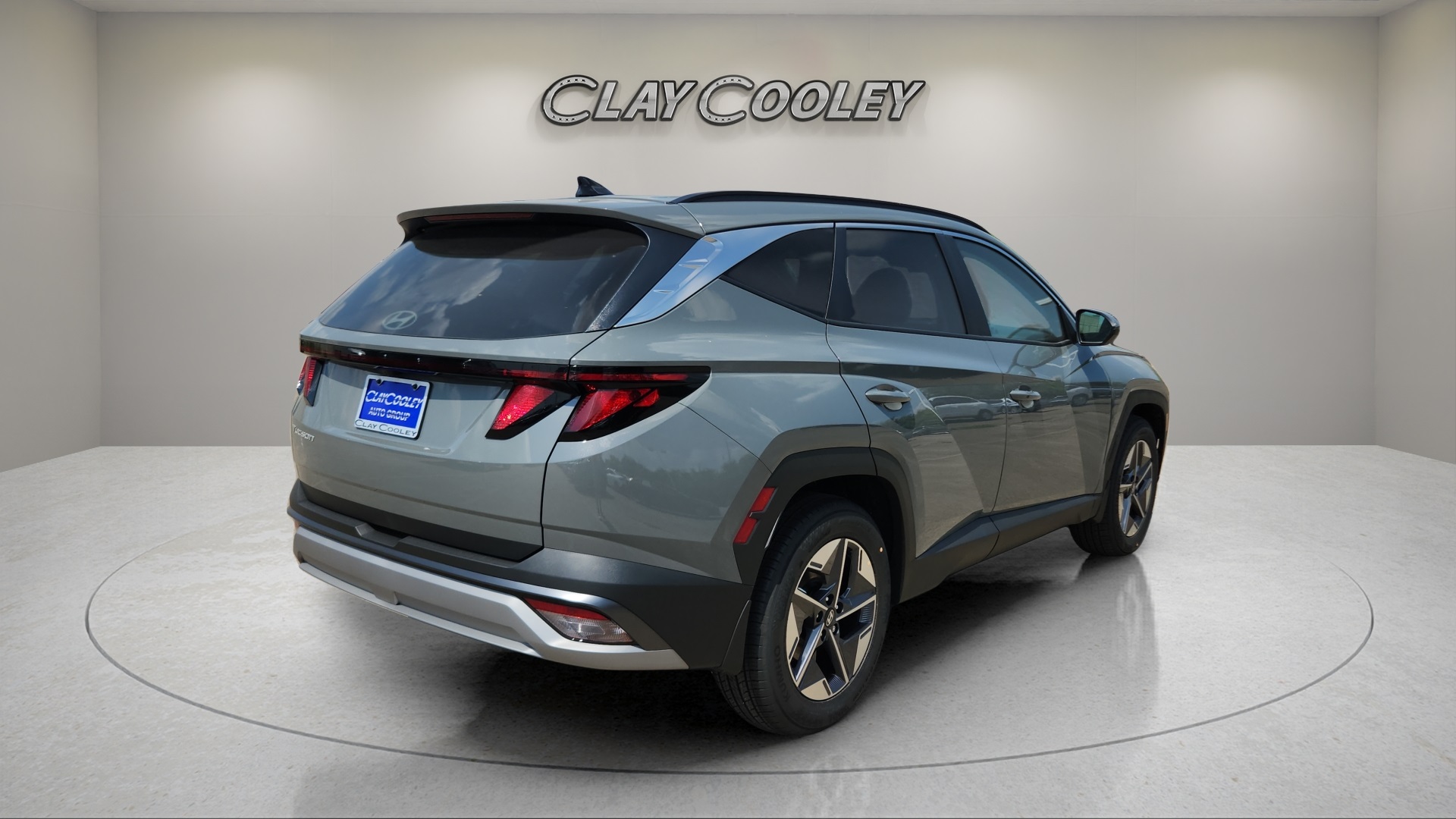 2026 Hyundai Tucson SEL photo 3