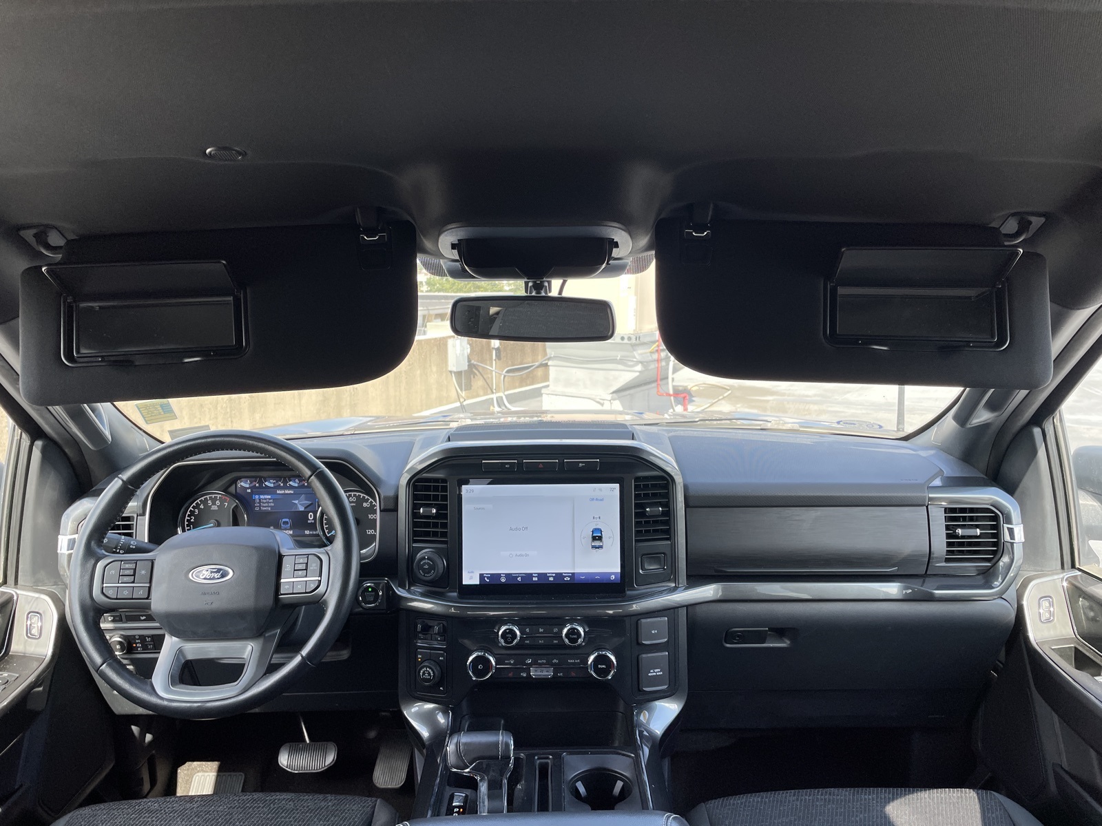 2022 Ford F-150 XLT photo 15