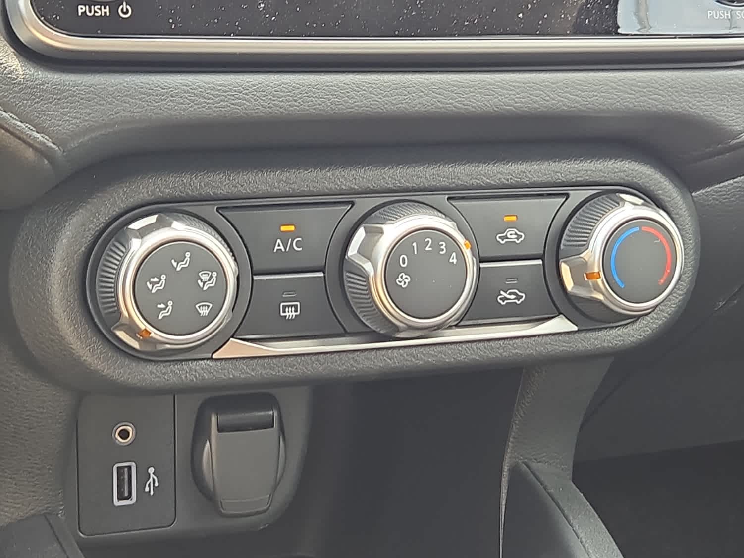 2025 Nissan Versa S photo 15