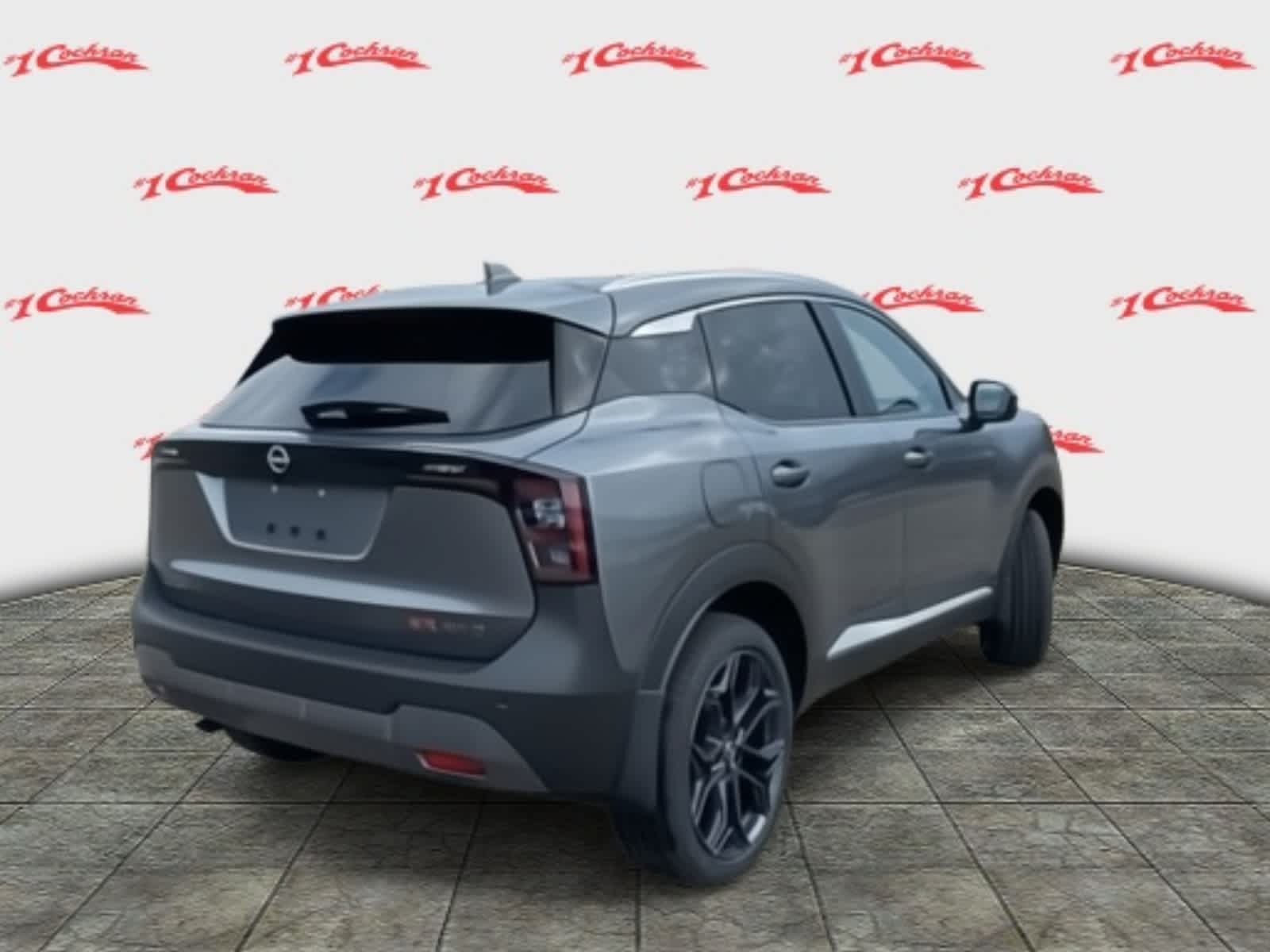 2025 Nissan Kicks SR photo 4