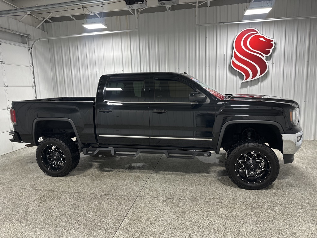 2018 GMC Sierra 1500 SLT's photo