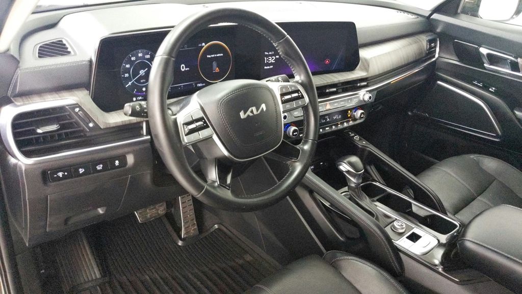 2024 Kia Telluride SX photo 12