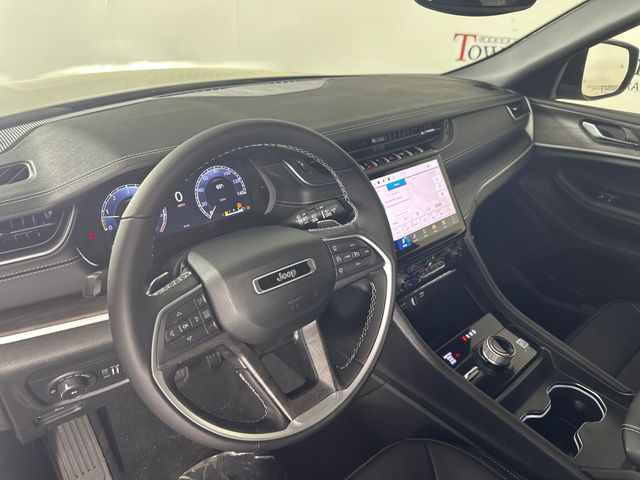 2025 Jeep Grand Cherokee Limited photo 21