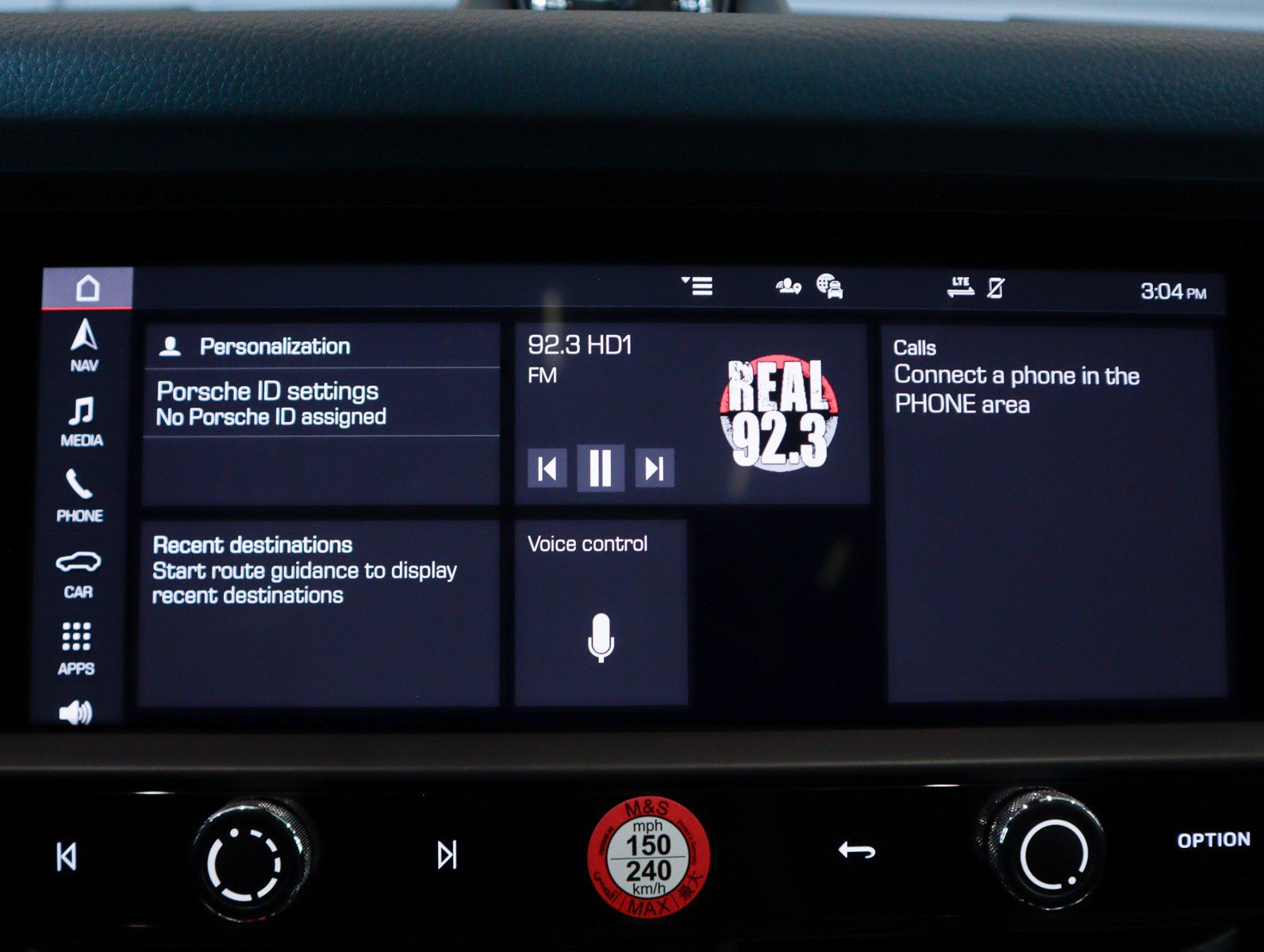 2025 Porsche Macan S photo 19