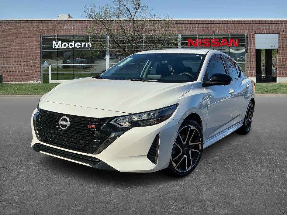 2024 Nissan Sentra SR's photo