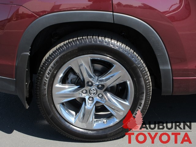 2019 Toyota Highlander Hybrid Limited photo 3