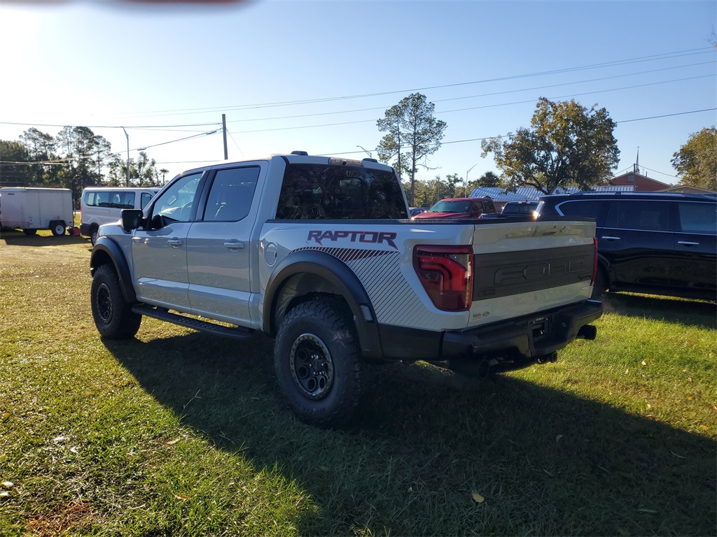 2025 Ford F-150 Raptor photo 3