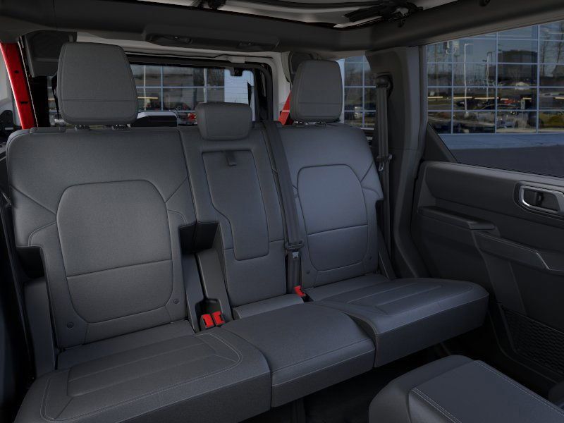 2025 Ford Bronco Badlands photo 10