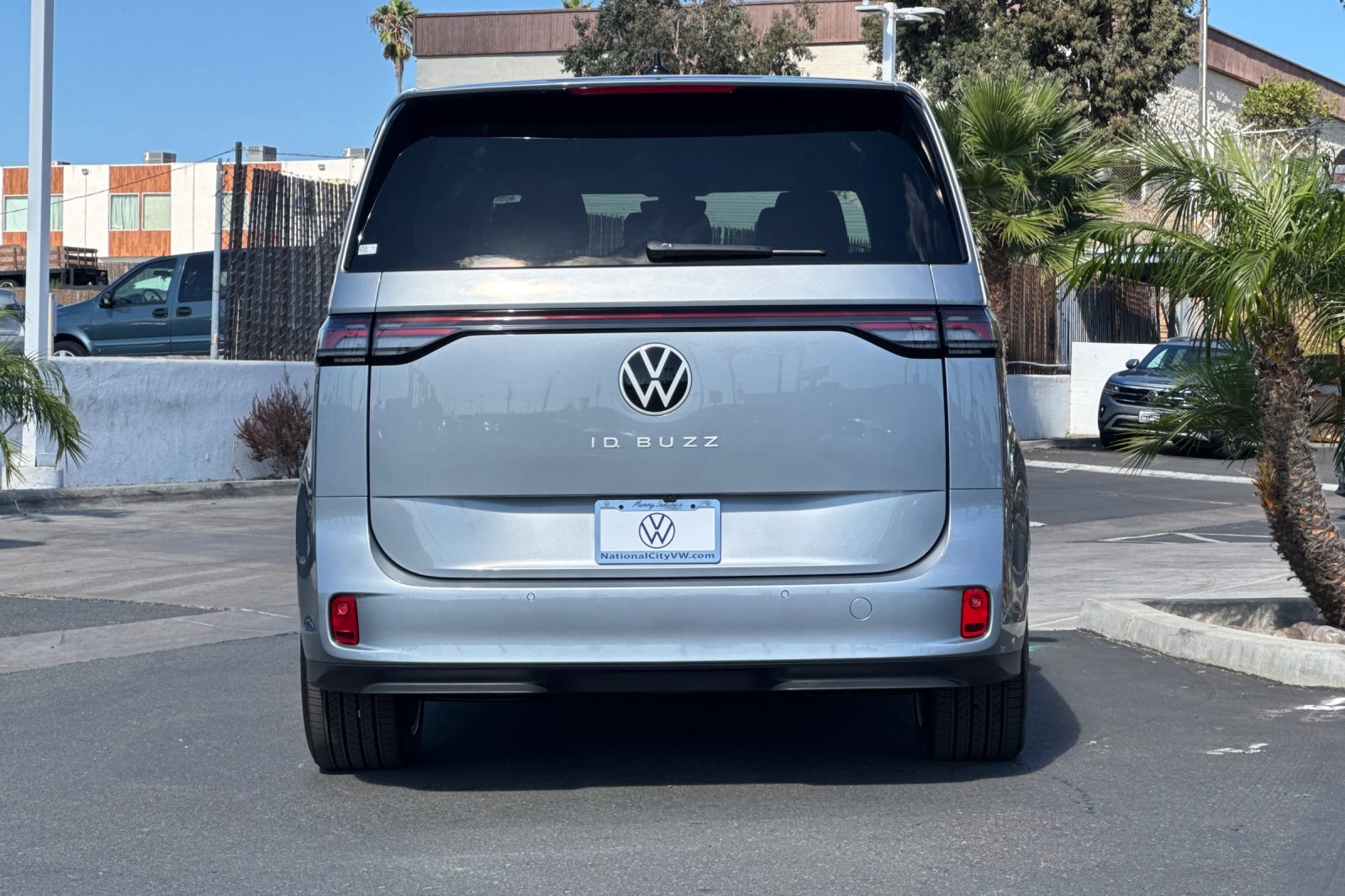 2025 Volkswagen ID. Buzz Pro S photo 6