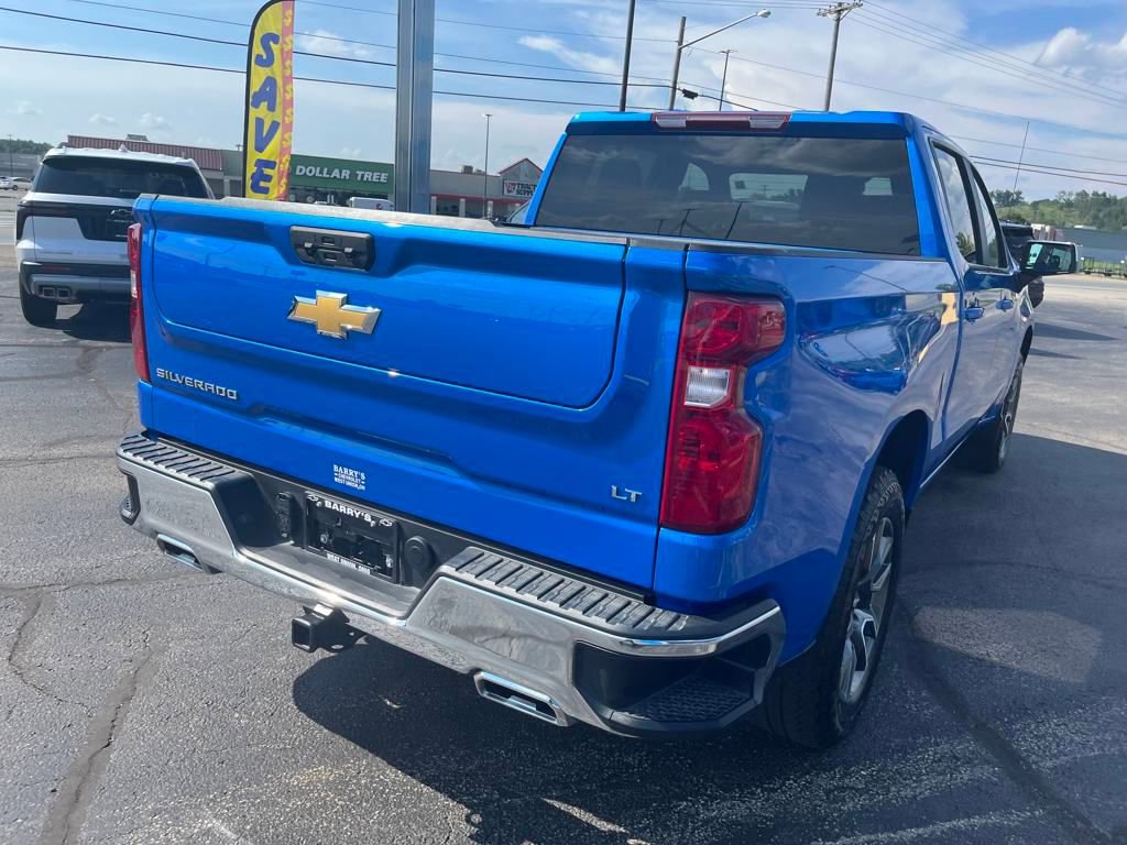 2025 Chevrolet Silverado 1500 LT1 photo 5