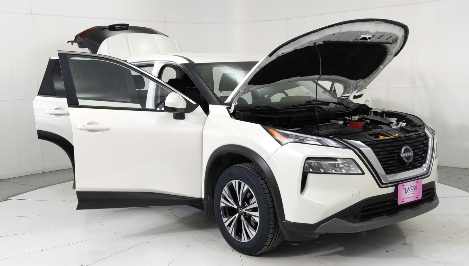 Used 2023 WHITE Nissan SV image 13