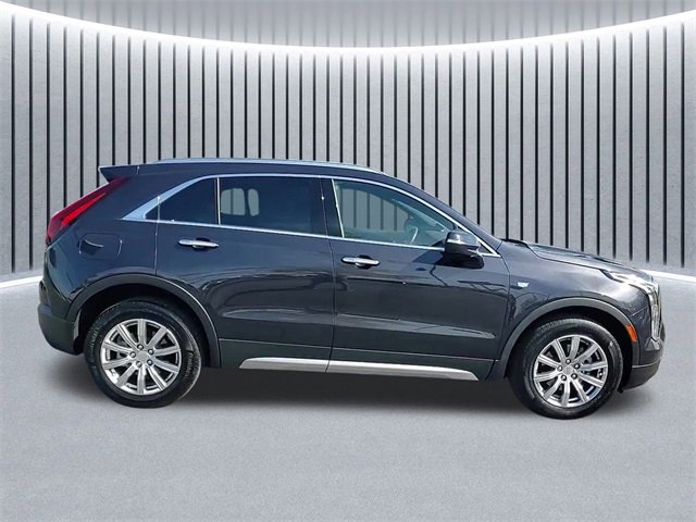 2023 Cadillac XT4 Premium Luxury photo 2