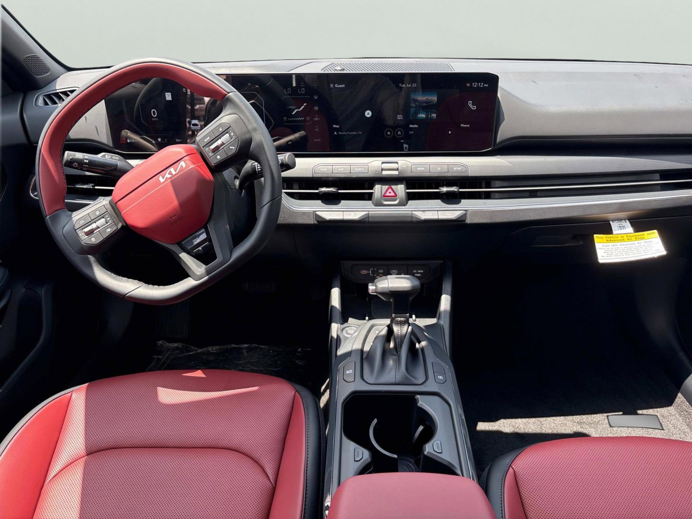 2025 Kia K4 GT-Line photo 14