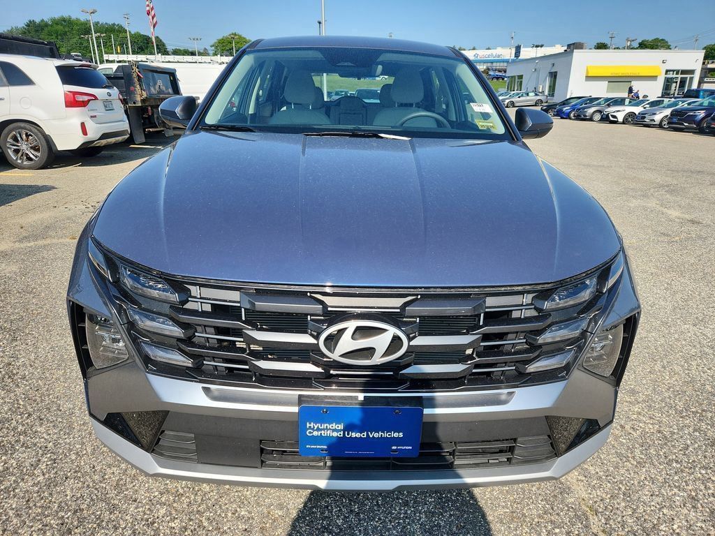 2025 Hyundai Tucson SE photo 2