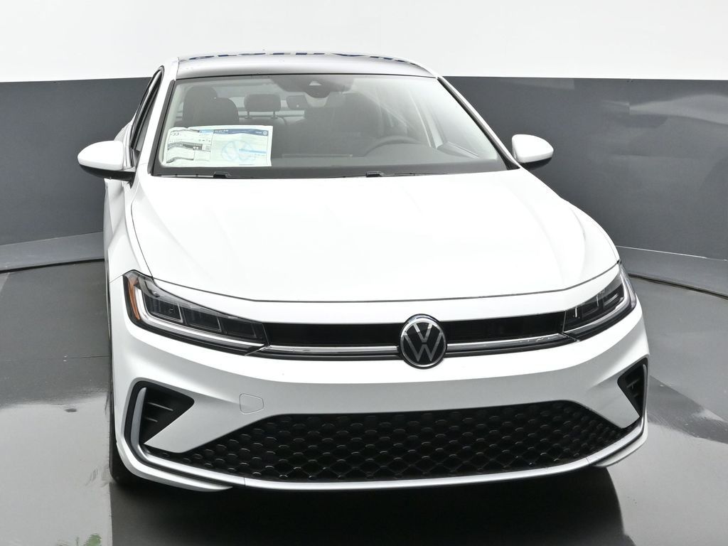 2025 Volkswagen Jetta 1.5T SE photo 2