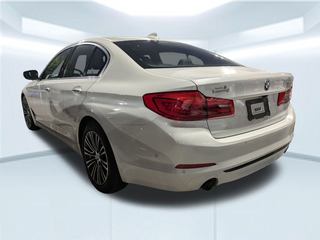 2017 Bmw 530i 5-Series photo 3