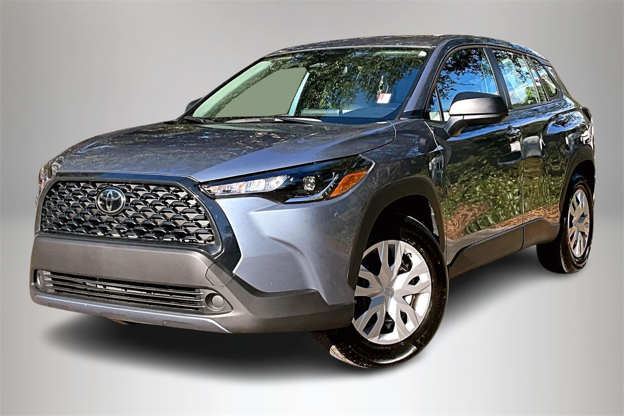 2024 Toyota Corolla Cross L's photo
