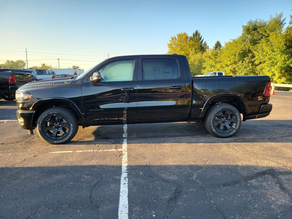 2025 Ram 1500 Big Horn Lone Star photo 3