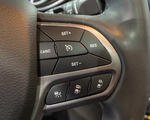 2022 Jeep Cherokee Limited photo 18