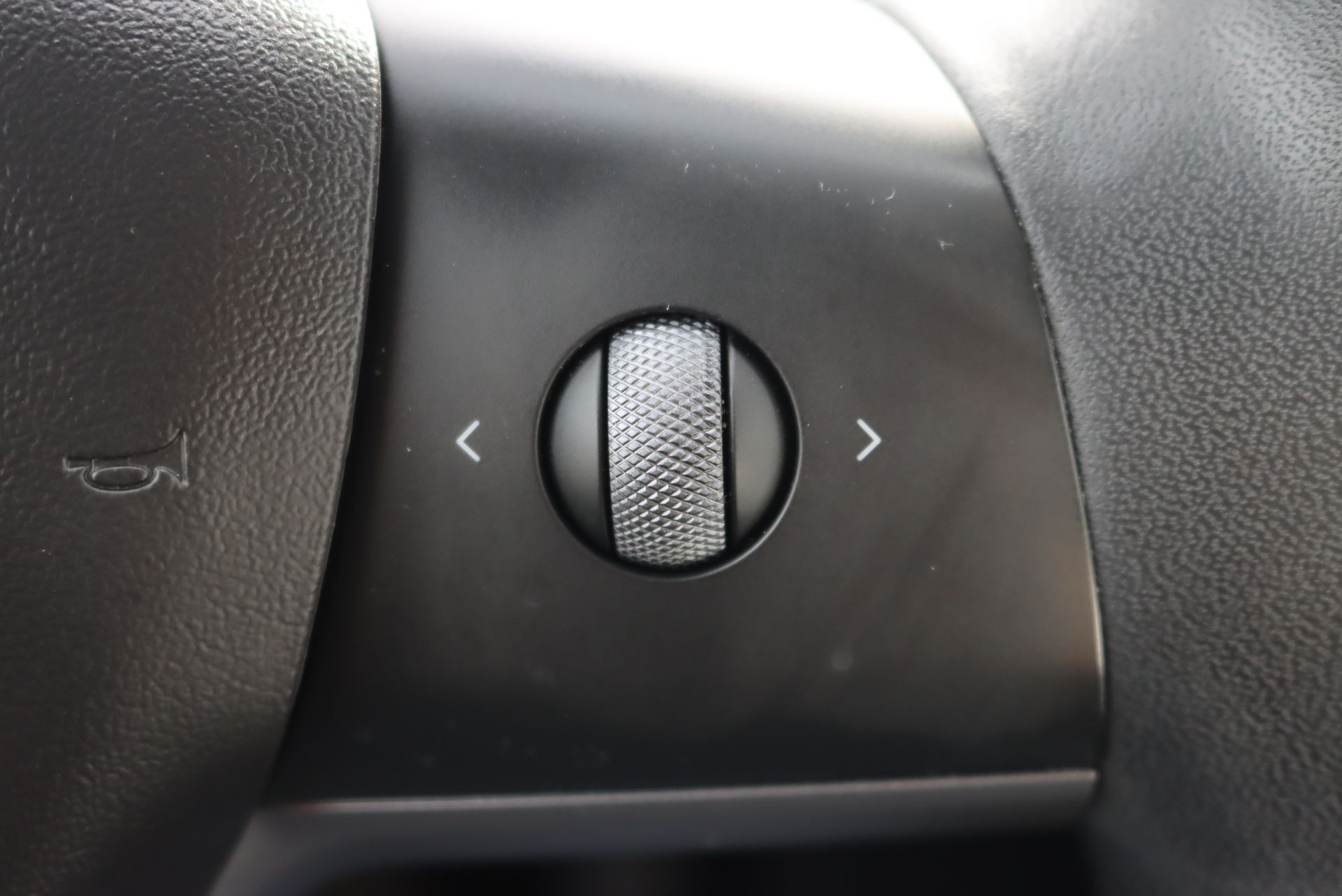 2021 Tesla Model Y Long Range photo 10