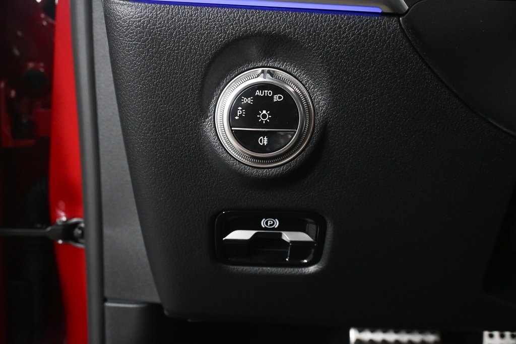 2025 Mercedes Benz C 300 photo 7