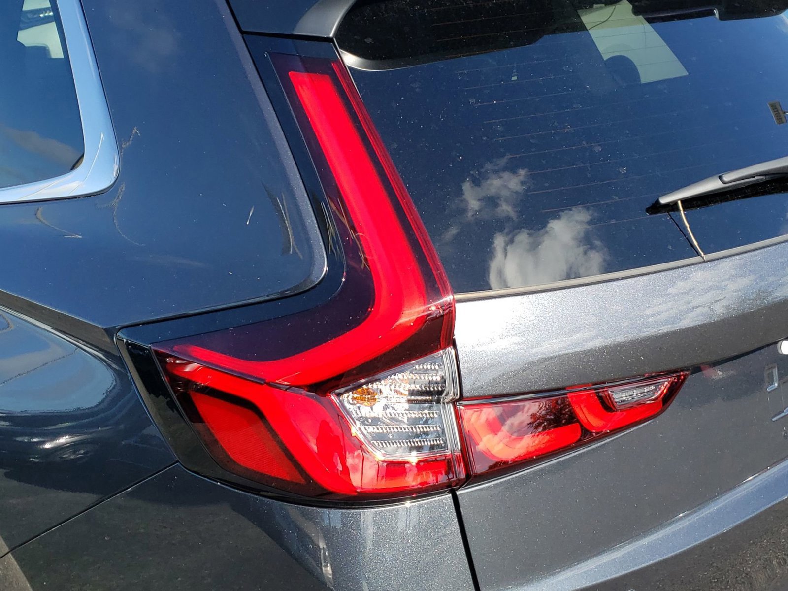 2025 Honda CR-V Hybrid Sport-L photo 11