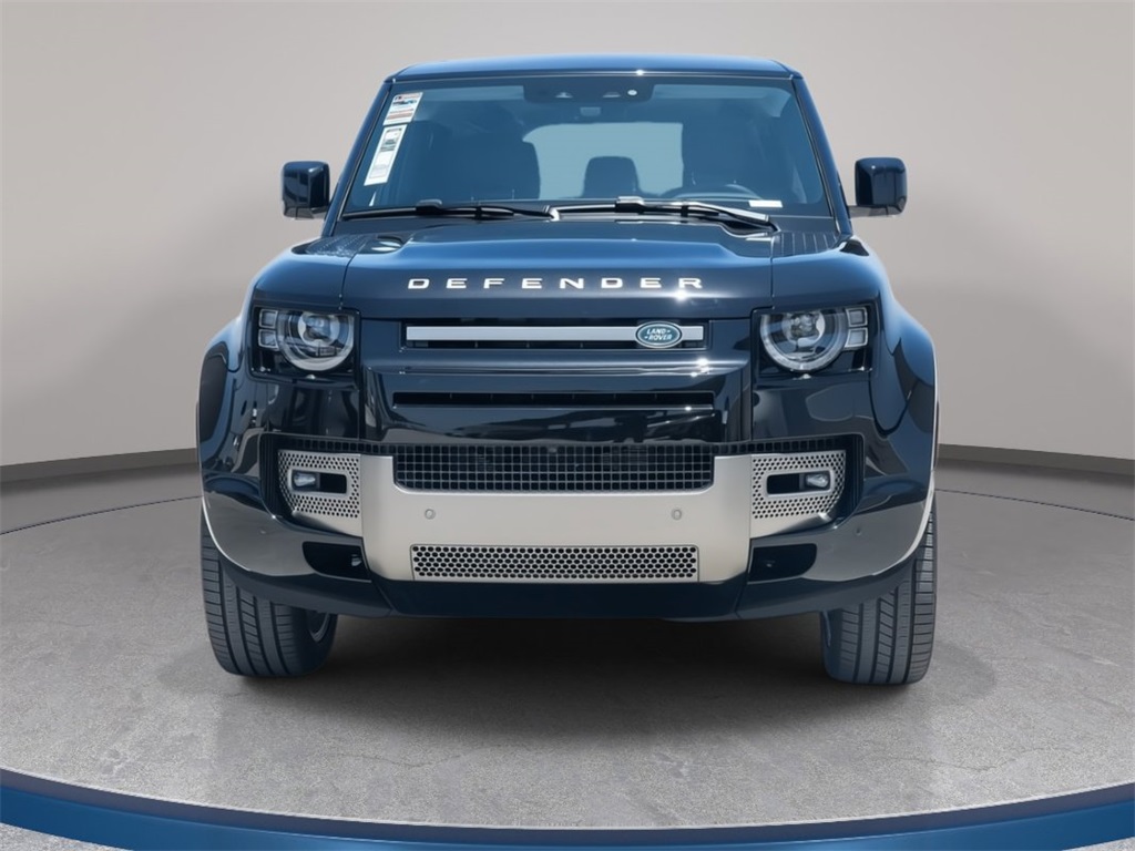 2025 Land Rover Defender 110 X-Dynamic SE photo 7