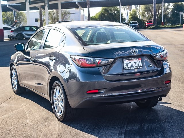 2018 Toyota Yaris iA Base photo 4