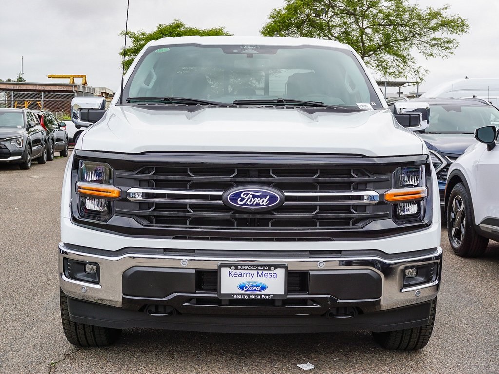 2025 Ford F-150 XLT photo 2