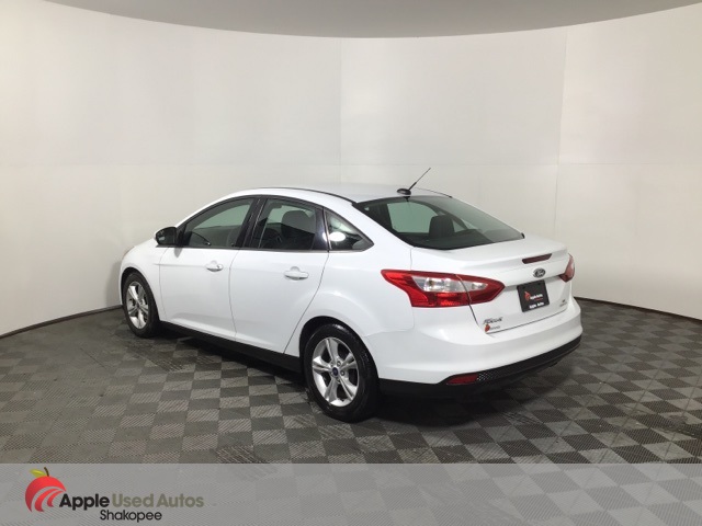 2014 Ford Focus SE photo 2