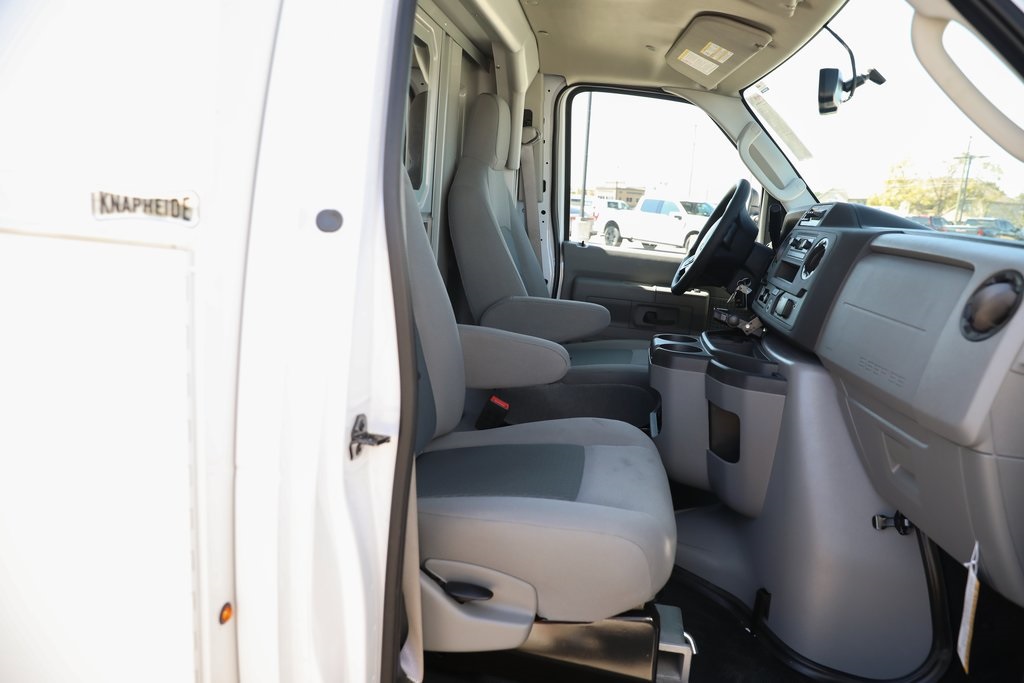 2026 Ford E-350 Base photo 29