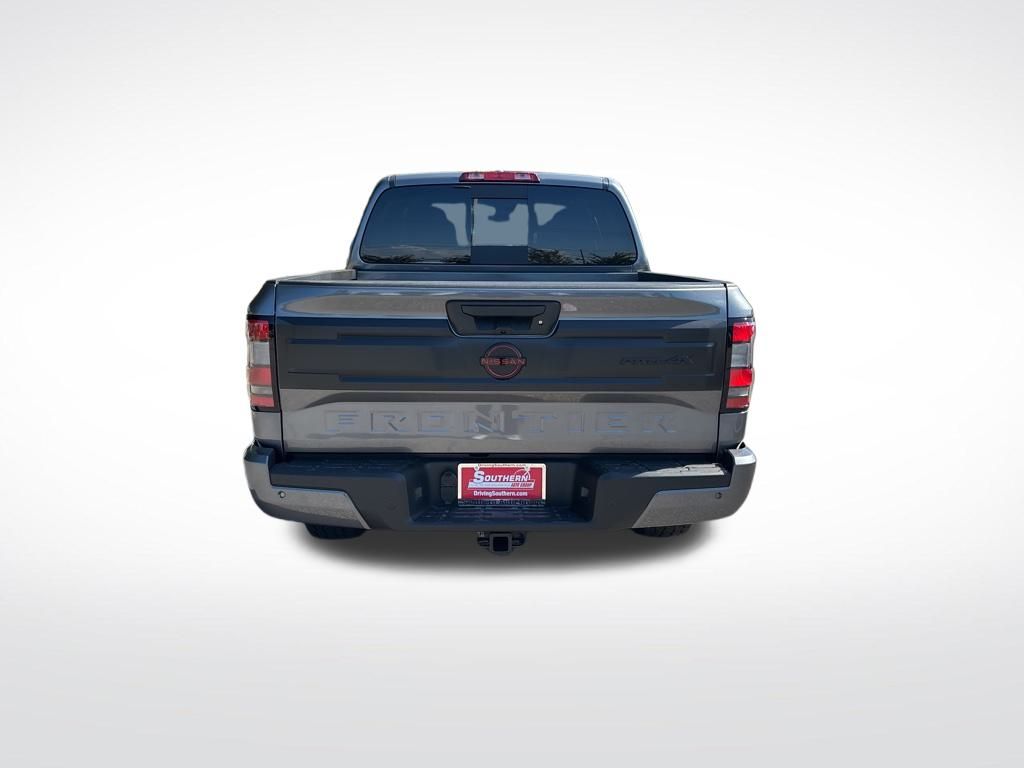 2025 Nissan Frontier Crew Cab PRO-4X photo 2