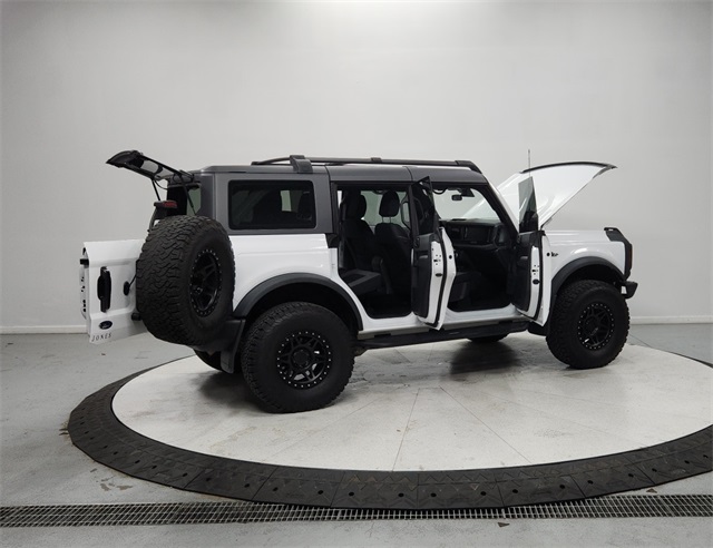 2023 Ford Bronco Base photo 15