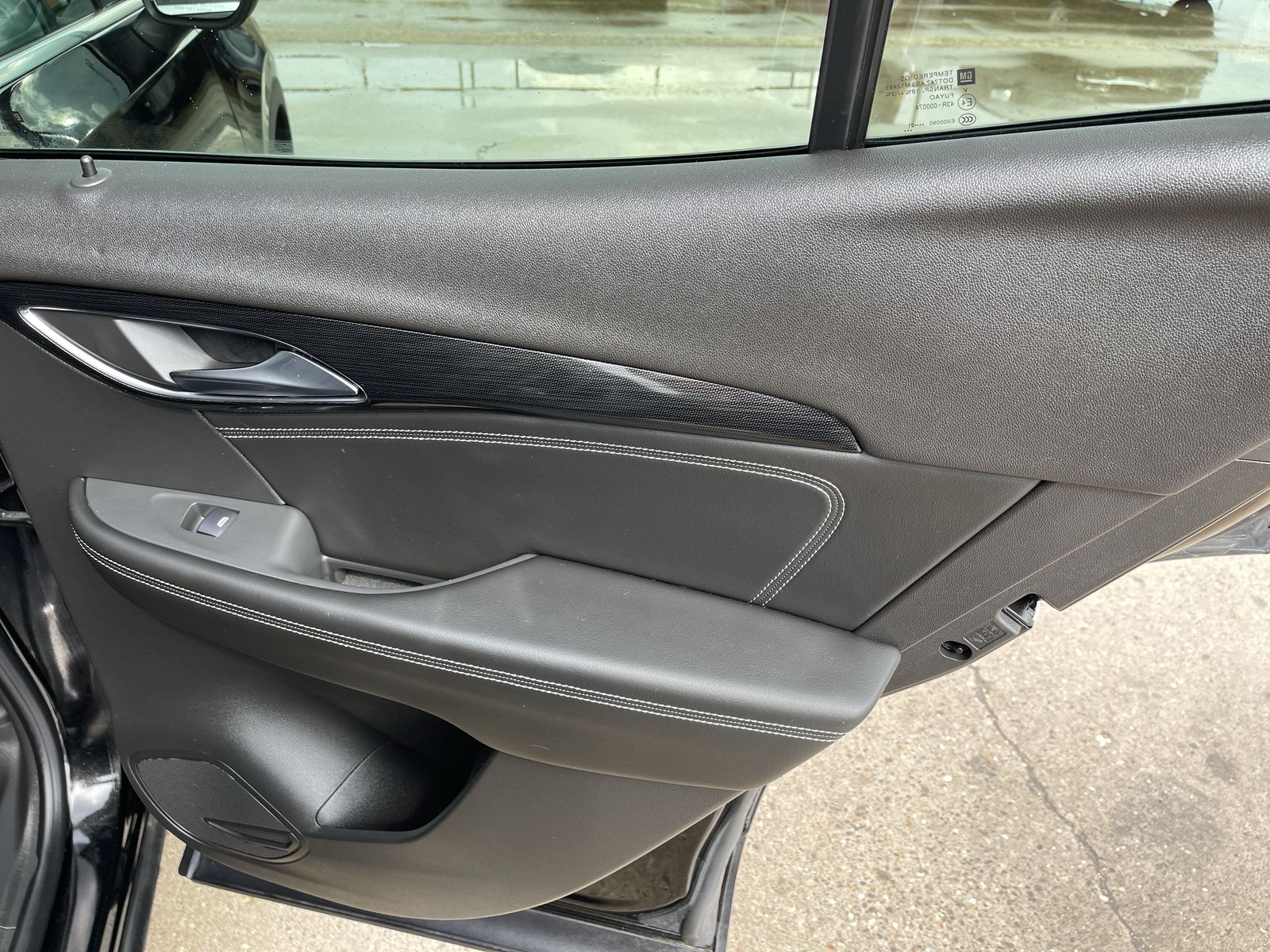 2021 Buick Envision Preferred photo 5