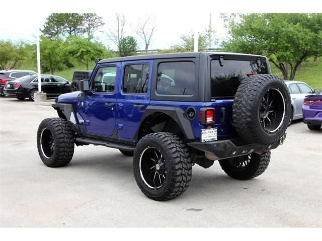 2018 Jeep Wrangler Unlimited Sport S photo 3