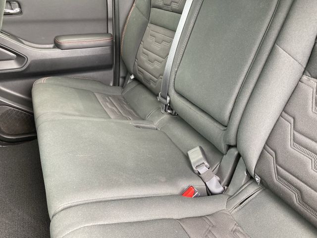 2024 Nissan Frontier PRO-4X photo 32