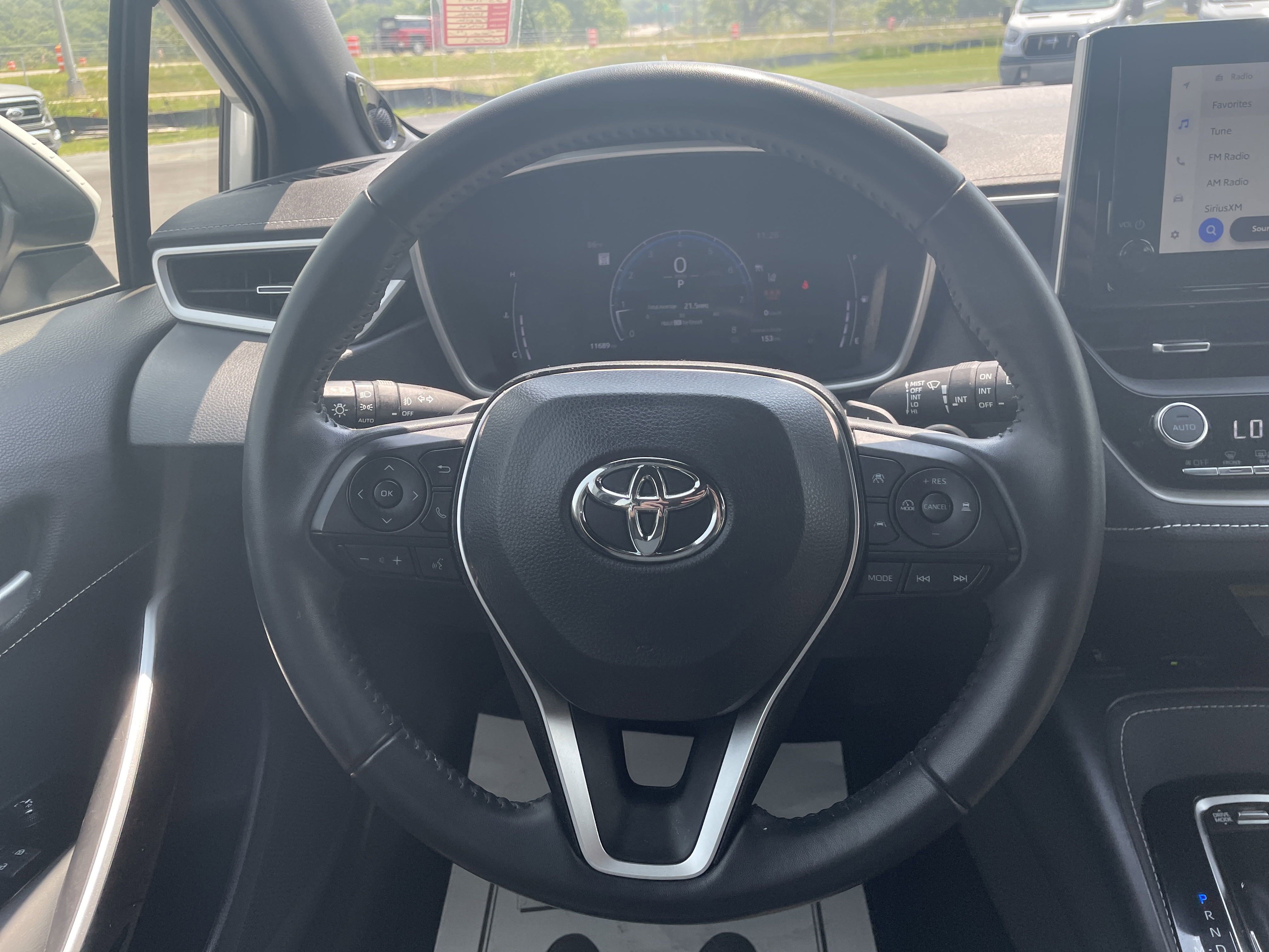 2023 Toyota Corolla XSE photo 12