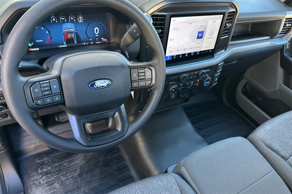 2025 Ford F-150 XL photo 12