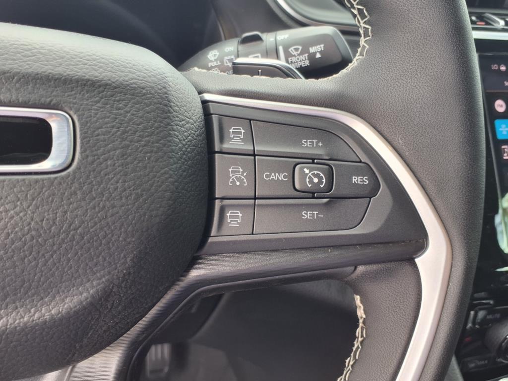 2025 Jeep Grand Cherokee Altitude X photo 13