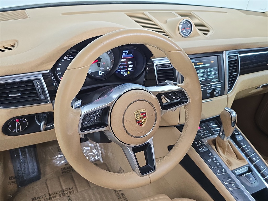 2015 Porsche Macan S photo 4