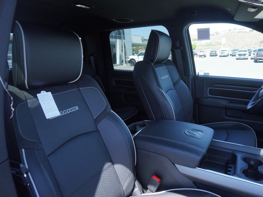 New 2026 Granite Crystal Metallic Clear-Coat Exterior Paint RAM Laramie Night Edition image 24