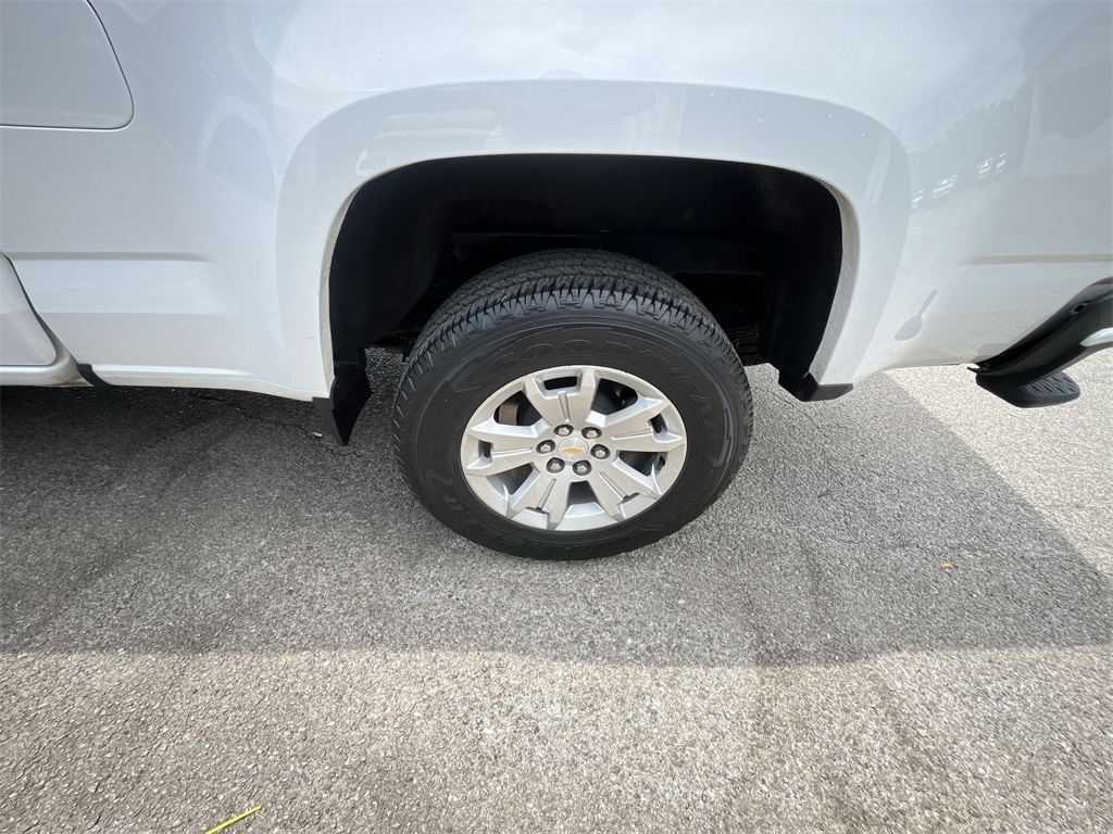 2022 Chevrolet Colorado LT photo 10