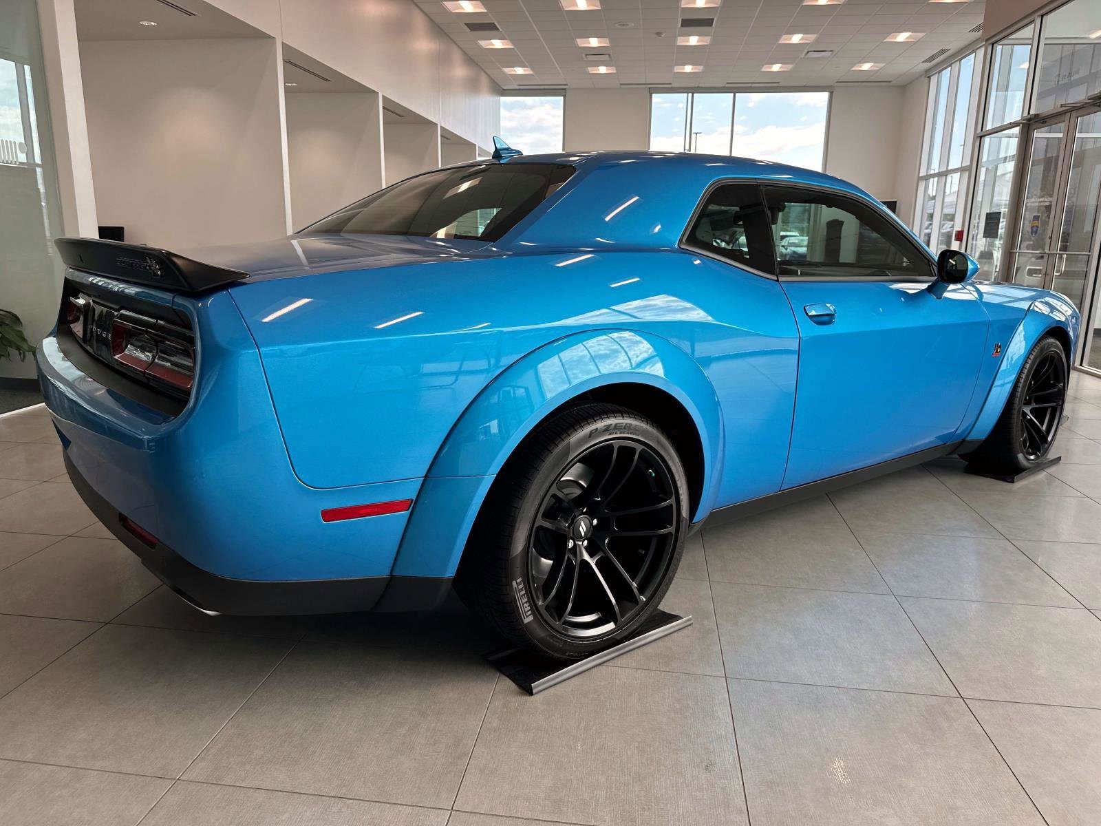 2023 Dodge Challenger R/T Scat Pack Widebody photo 4